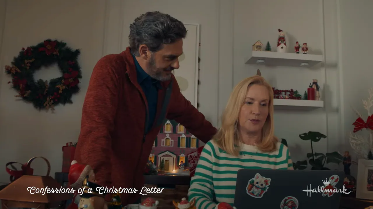A still from Confessions of a Christmas Letter showing the Rose family home decorated for Christmas